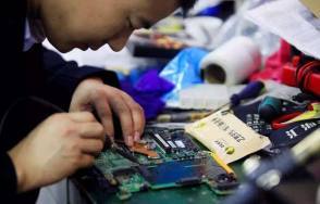 計算機軟硬件全方位服務指南 故障維修、系統重裝與電腦改裝